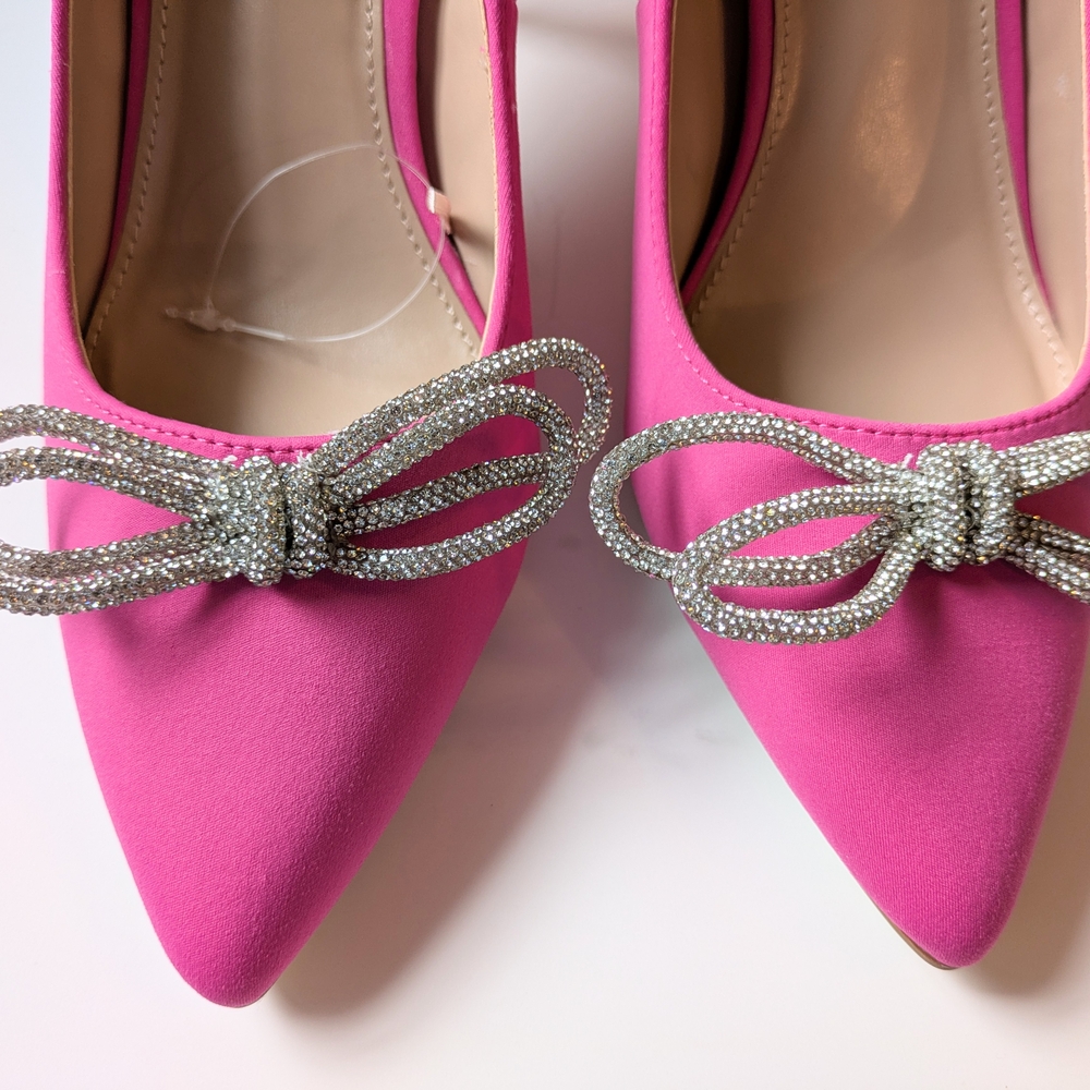 BCBG Pink Anna Pump Heels New Size 7